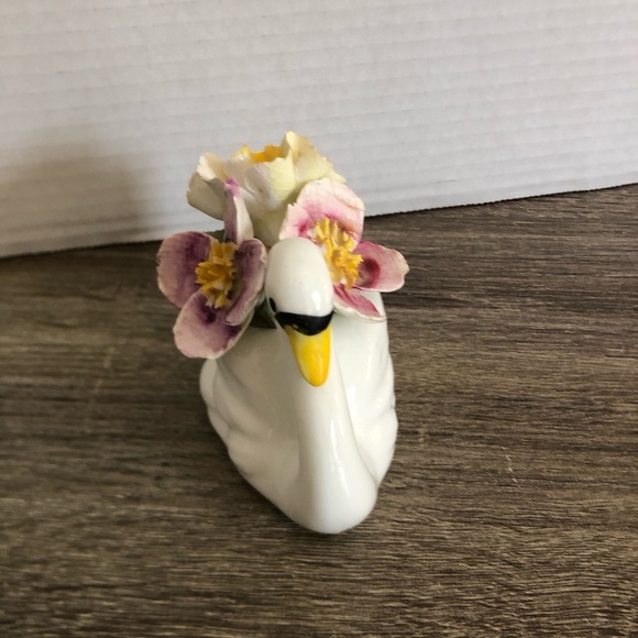 Vtg Sandford Fine Bone China Swan Ceramic Art - Picture 2 of 15